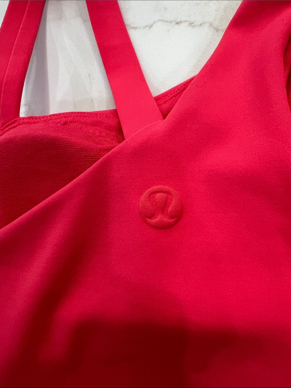 Lululemon Everlux Asymmetrical Tennis Tank Top Lip Gloss size 6 - Picture 4 of 11